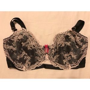 Victoria’s Secret Dream Angels Unlined 34DDD Bra
